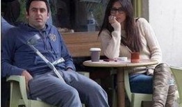 英国女友爆料视频在线观看,揭秘真实生活片段